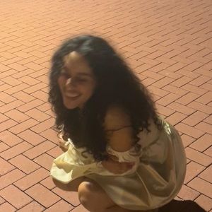 Meet your Posher, Nadia